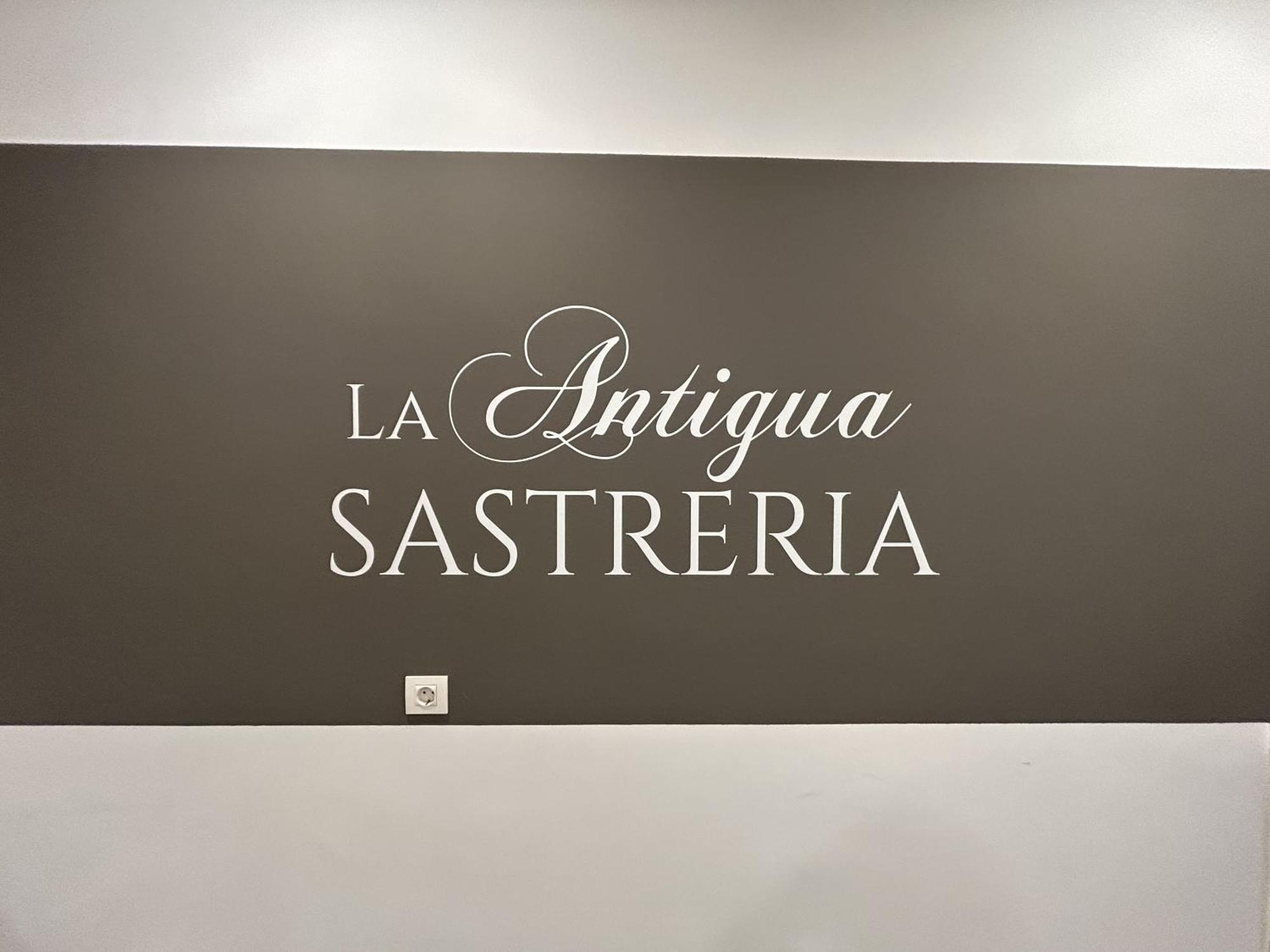 La Antigua Sastreria Apartment *